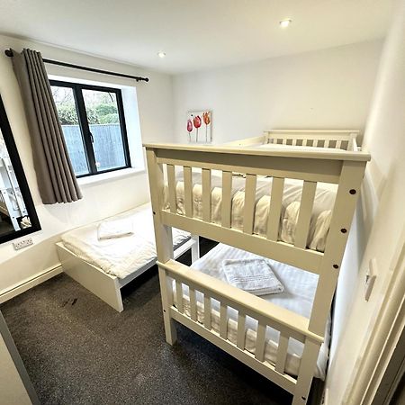 Maisy Lodge - Two Bed Lux Flat - Parking, Netflix, Wifi - Close To Blenheim Palace & Oxford - F2 Kidlington Eksteriør billede